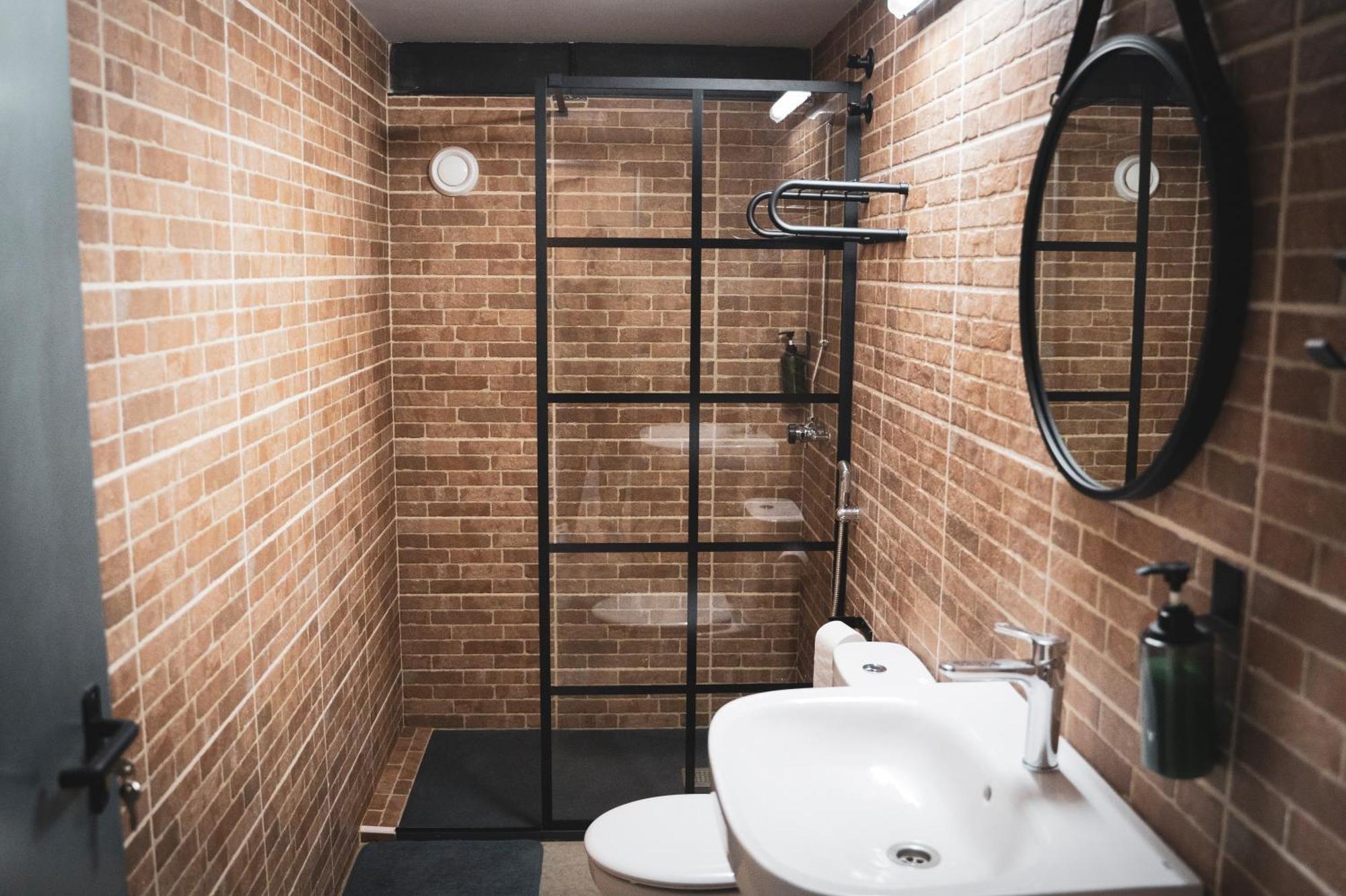 Gallery Hostel Madrid Residencia Dış mekan fotoğraf
