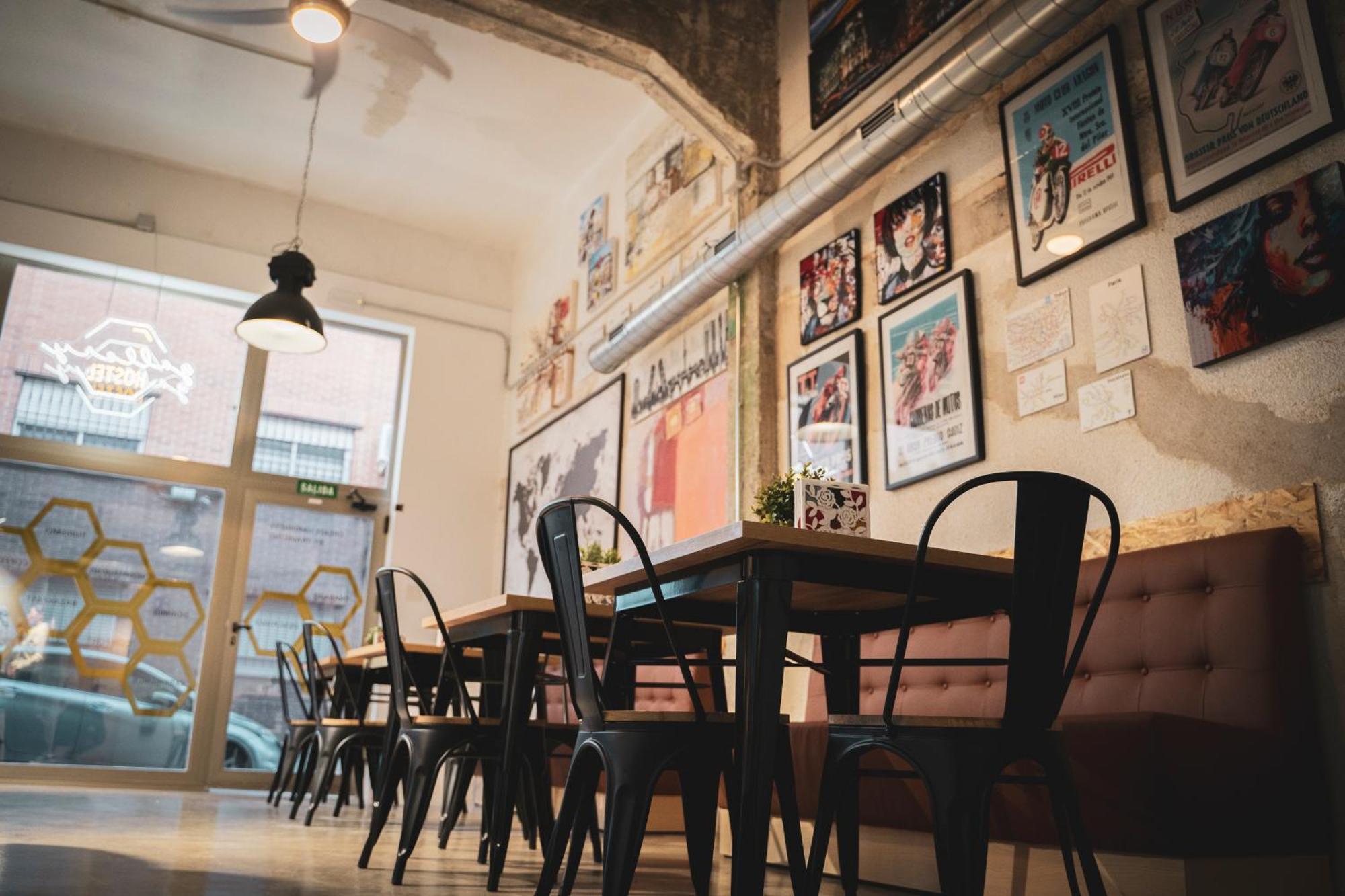 Gallery Hostel Madrid Residencia Dış mekan fotoğraf